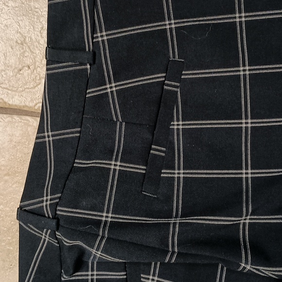 Banana Republic size 2 black pants - Picture 7 of 10